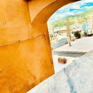langolo-dei-poeti.hotelitalianriviera.com/